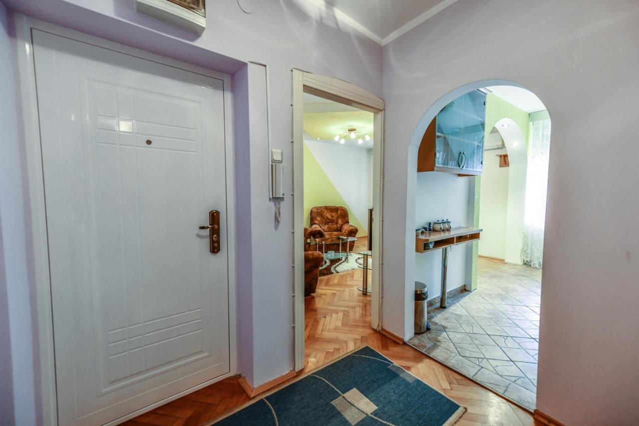 Lux Apartman Cvetkovic Kraljevo Eksteriør billede