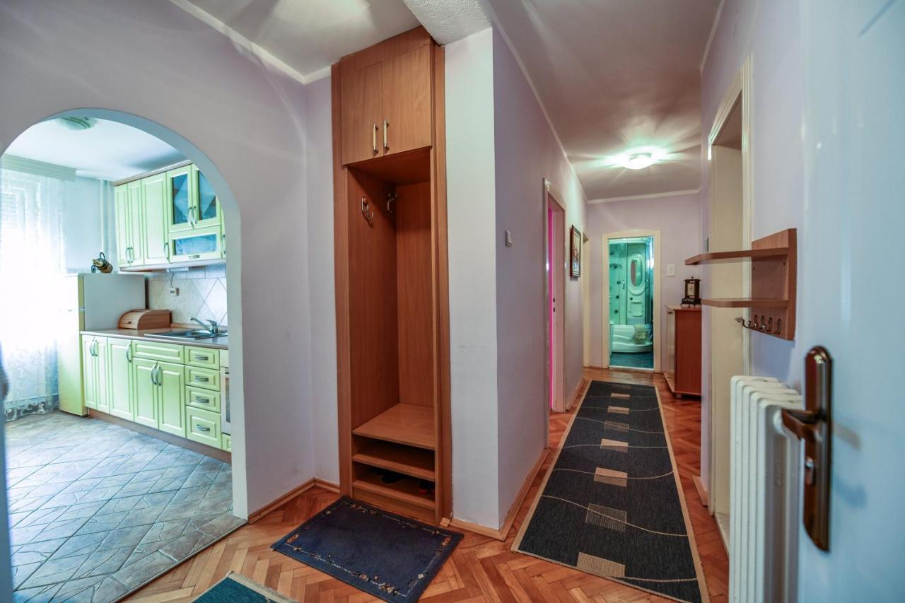 Lux Apartman Cvetkovic Kraljevo Eksteriør billede